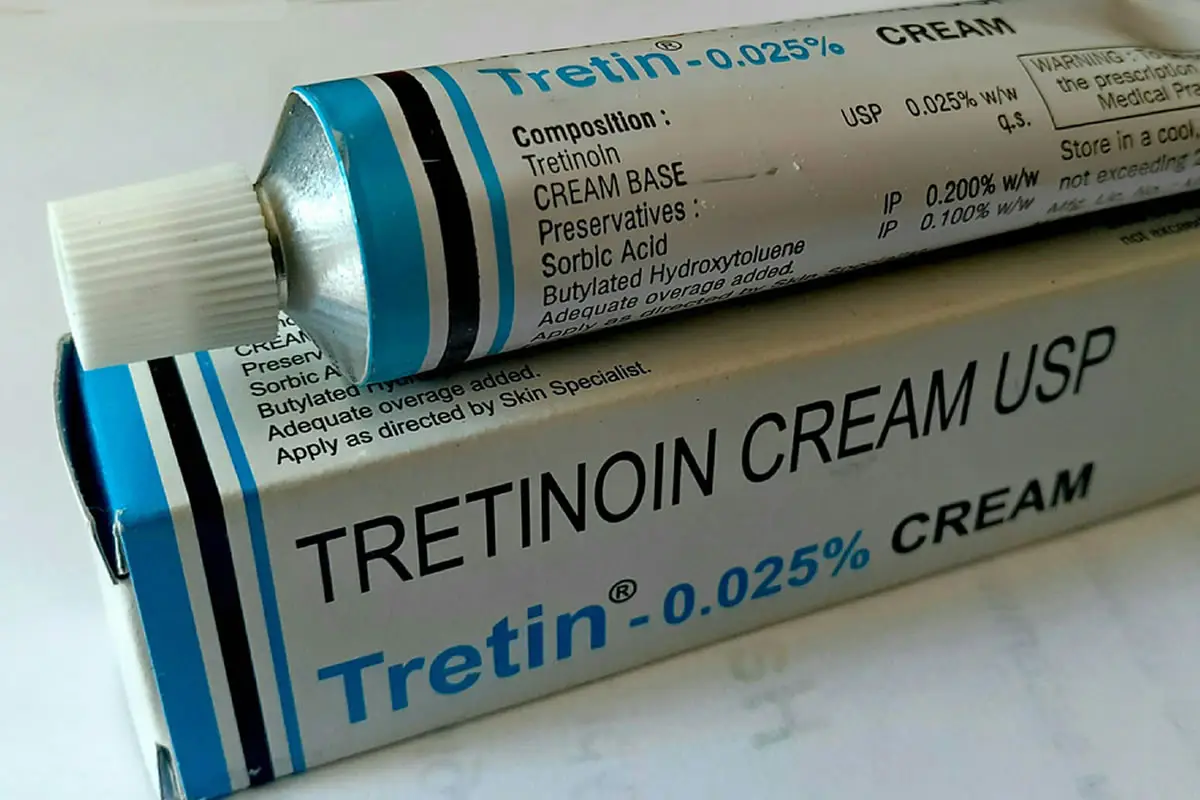 Tretin Krem ile Akne ve Cilt Yaşlanmasını Etkili Bir Şekilde Tedavi Edin