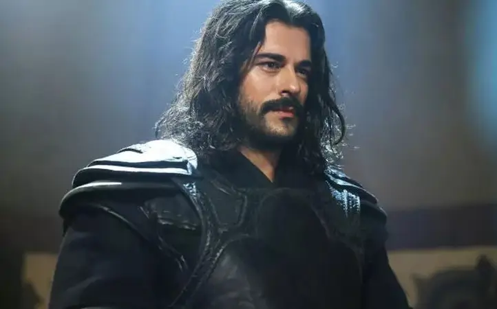Burak Özçivit Kimdir 4