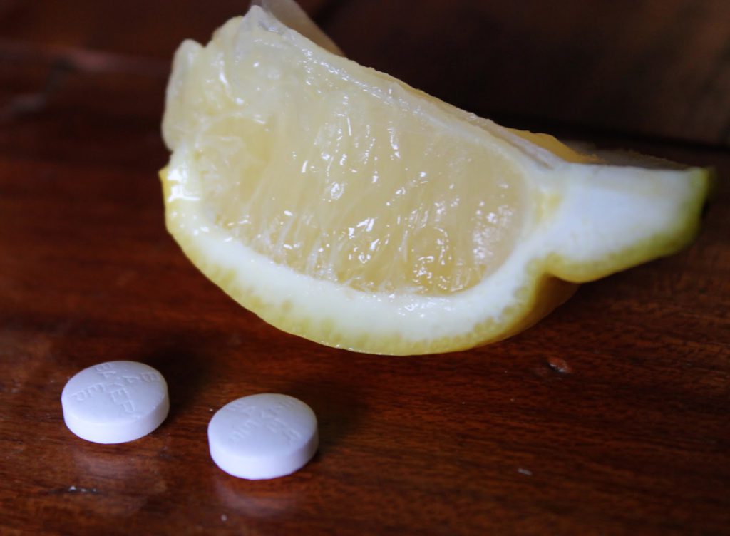 Aspirin Limon Maskesi