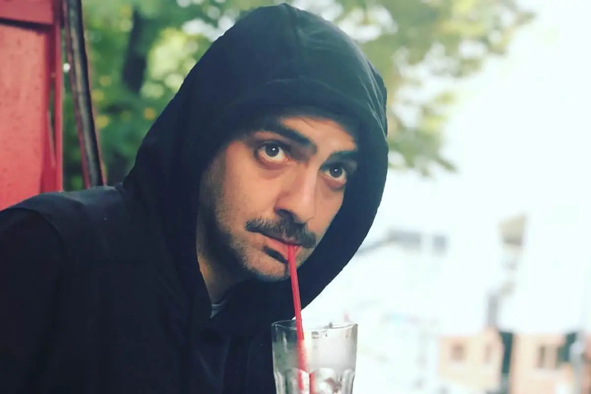 Bartu Küçükçağlayan Kimdir?