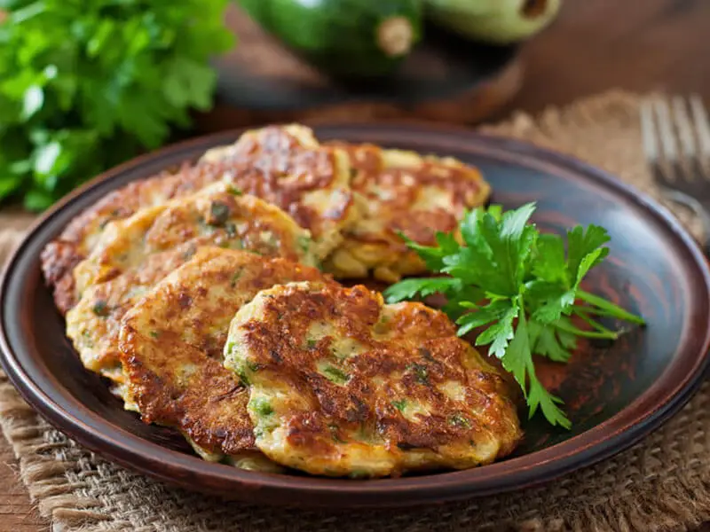 Mücverin Yanına Ne Gider