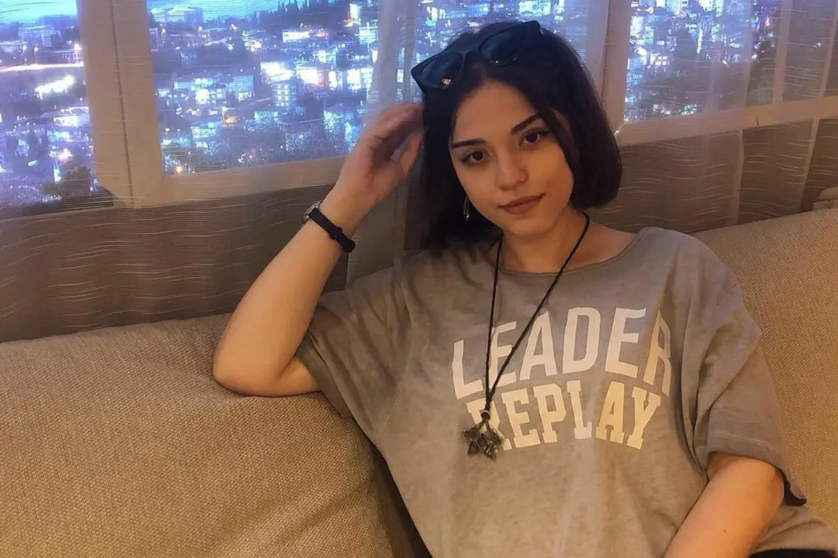 Almira Gümüş (almiragms) Kimdir?