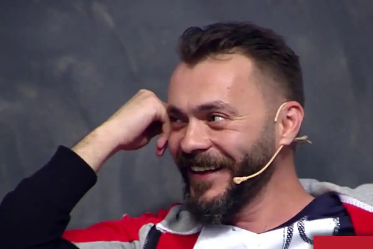 Burç Ay Baltacı Kimdir?