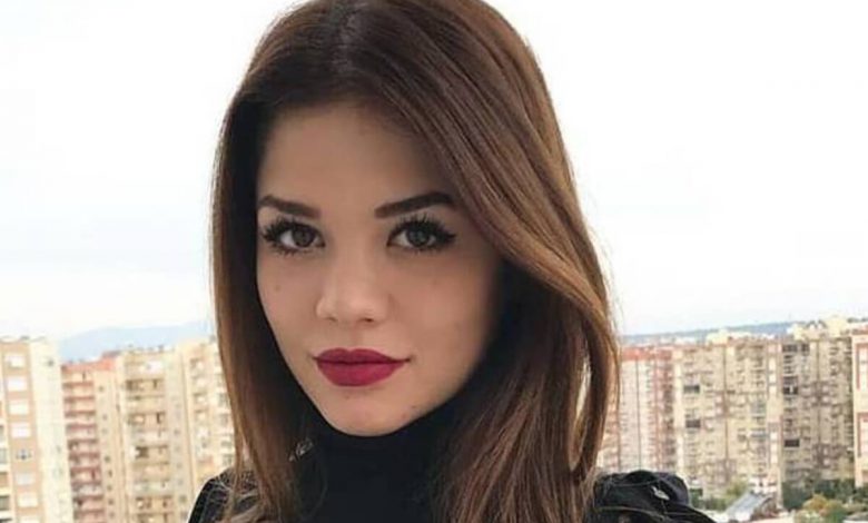 Eda Sakız Kimdir?