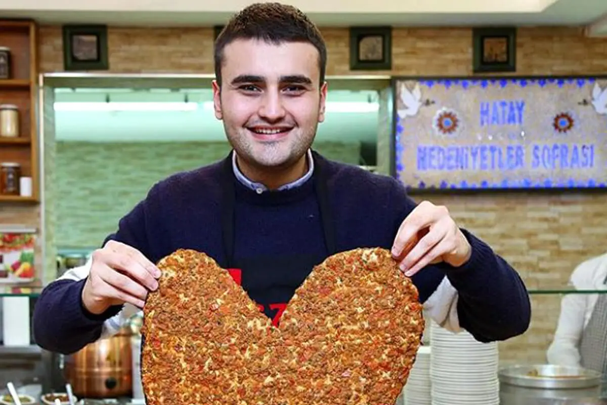 Czn Burak Kimdir? (Burak Özdemir)