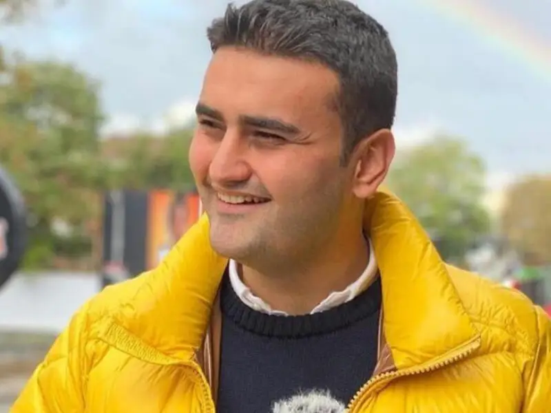 Czn Burak’ın İş Hayatı Nasıldır?