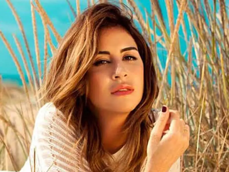 Aynur Aydın Kimdir? Eğitim Hayatı ve Kariyeri 2 Aynur Aydın Eğitim Hayatı