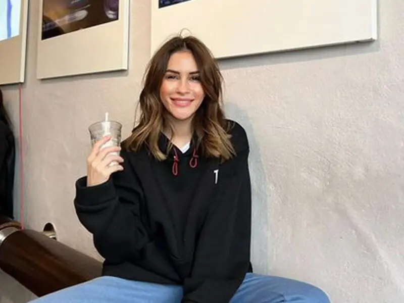 Aynur Aydın Kimdir? Eğitim Hayatı ve Kariyeri 3 Aynur Aydın Şarkılar