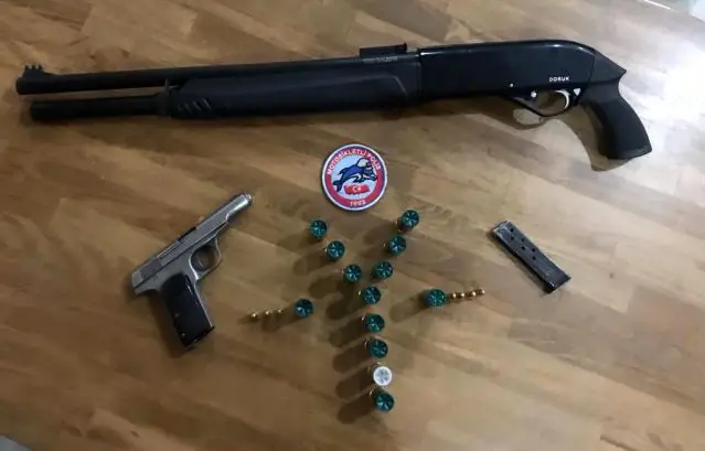 Ruhsatsız silah ile şakalaşırken vurduğu arkadaşı şikâyetçi olmadı, serbest bırakıldı