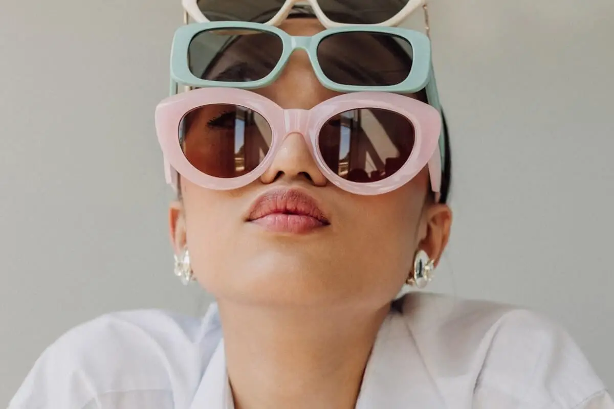 Güneş Gözlüğü Takarken Yapılan 5 Hata