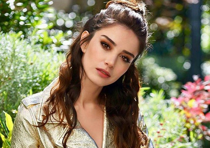 Özge Gürel Kimdir? Kaç Yaşında?