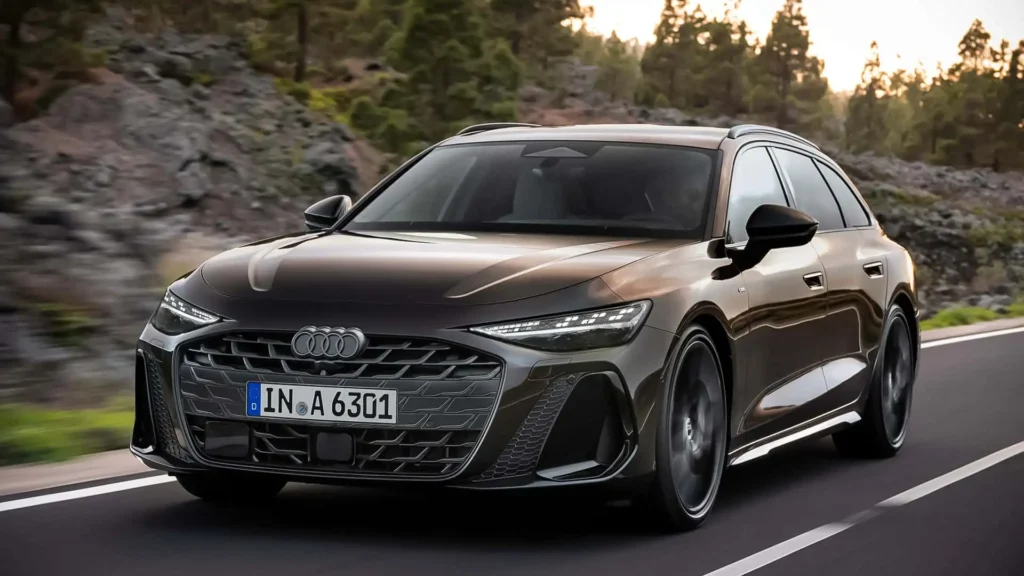 Yeni Audi A6: Lüksün, Teknolojinin ve Sürüş Keyfinin Yeni Yorumu 1 Dijital Devrim: Yeni Nesil MMI Panoramik Kokpit