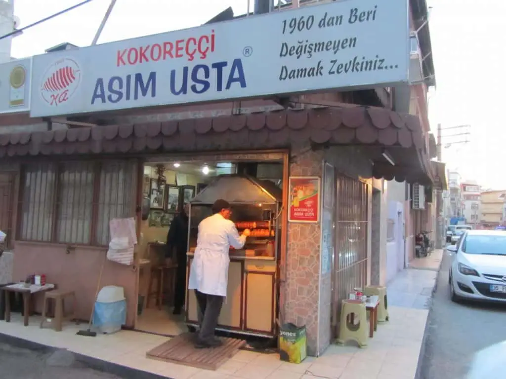 izmir kokoreççi asım usta