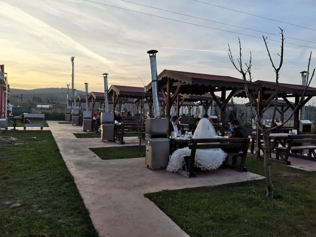 uzunlar et mangal emirli